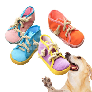 Zapatos resistentes a mordidas Perro mascota Squeaky Chew Toy GRDTD-4
